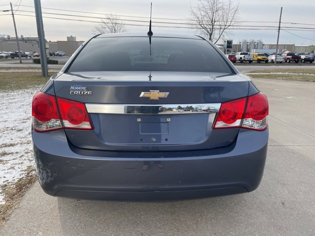 Used 2014 Chevrolet Cruze LS image 11