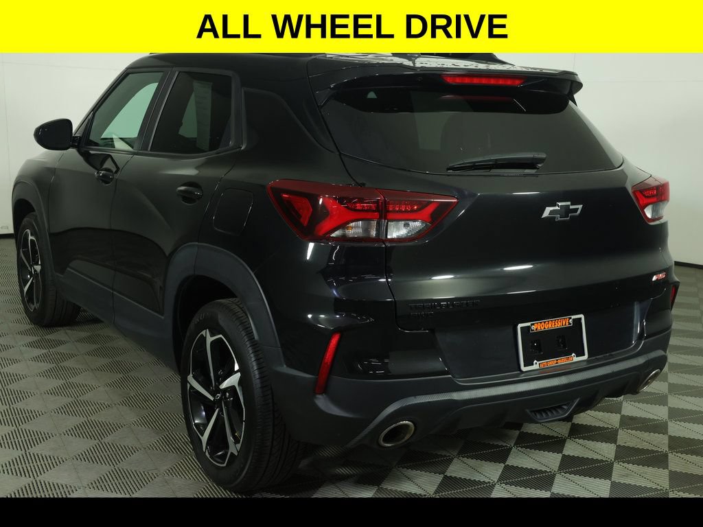 Used 2023 Chevrolet TrailBlazer RS w/ Sun and Liftgate Package AWD/4WD image 5