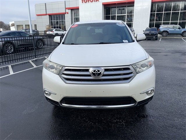 Used 2013 Toyota Highlander FWD image 3