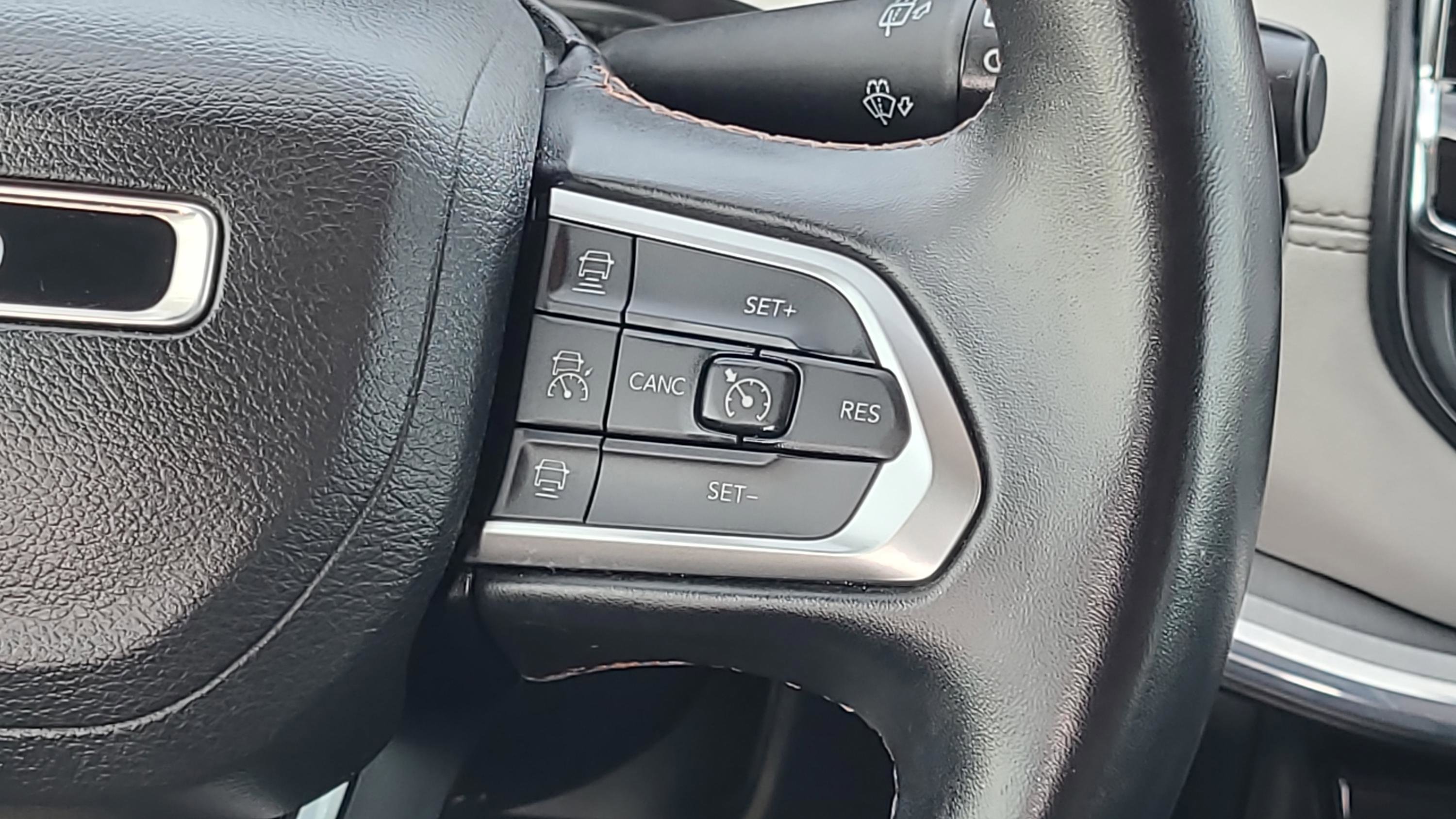 Used 2022 Jeep Compass Limited AWD/4WD image 13