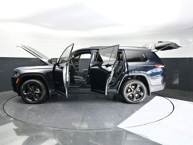 Used 2024 Jeep Grand Cherokee L Limited w/ Luxury Tech Group II AWD/4WD image 42