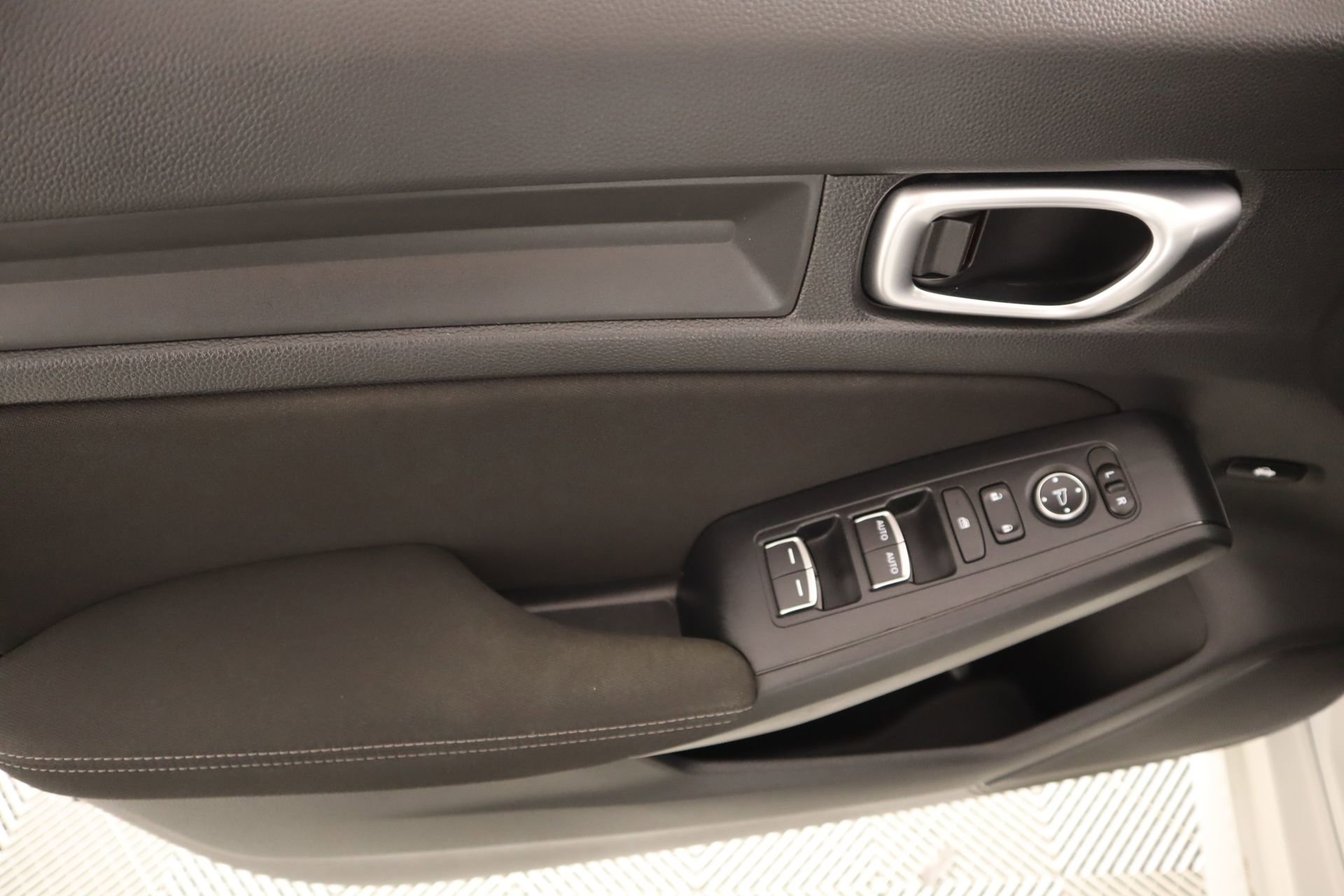 Used 2024 Honda Civic Sport image 14