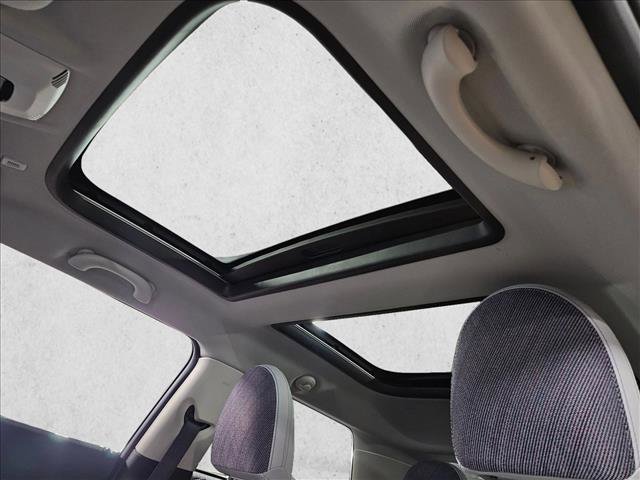 Certified 2025 MINI Cooper S image 15