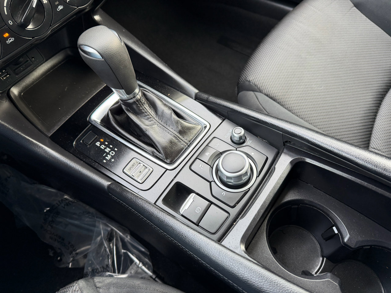 Used 2017 MAZDA MAZDA3 Sport image 16