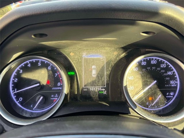 Used 2018 Toyota Camry LE image 25