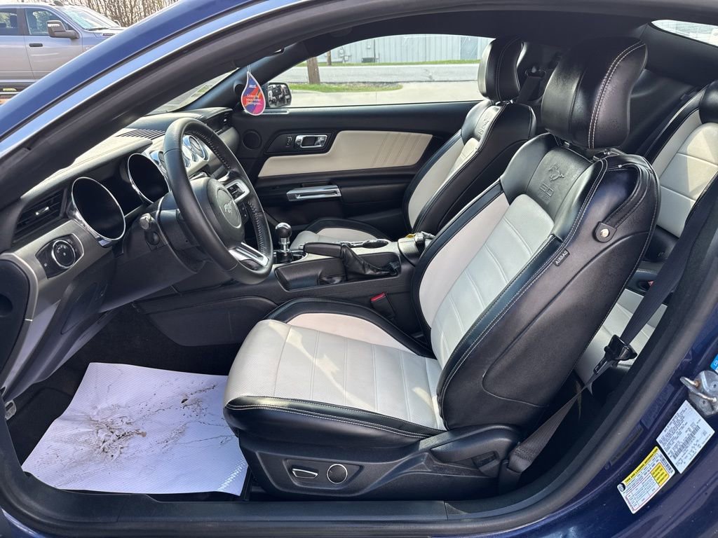 Used 2015 Ford Mustang 50 Years RWD image 25