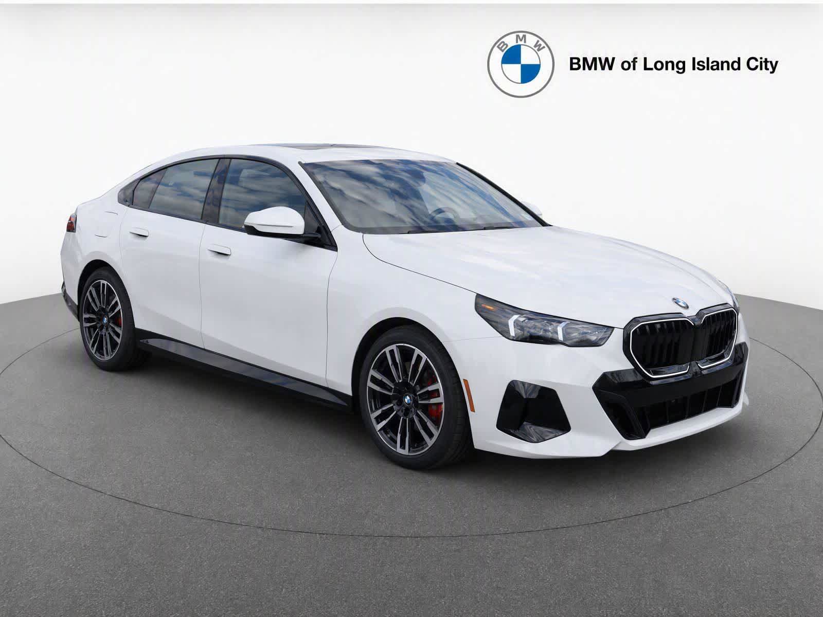 New 2027 BMW 530i xDrive w/ M Sport Package AWD/4WD image 1