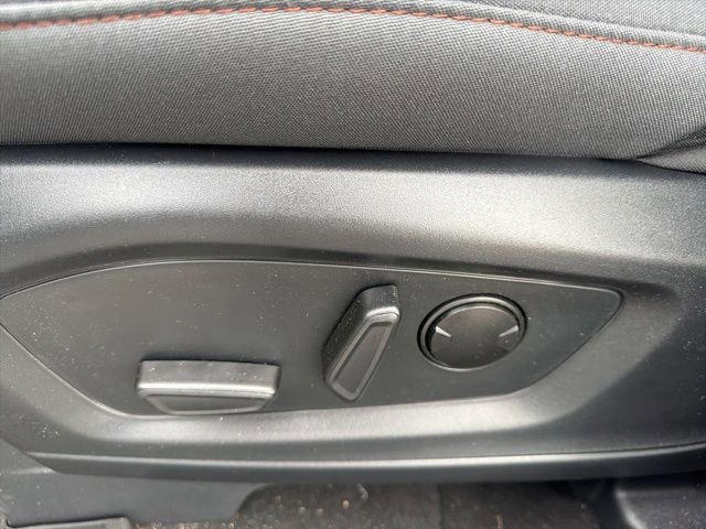 Used 2026 Ford Explorer Active AWD/4WD image 13