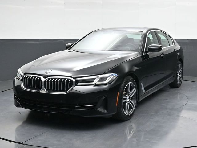 Used 2022 BMW 530i xDrive w/ Premium Package image 6