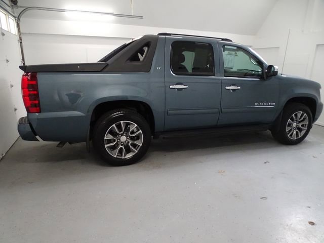 Used 2012 Chevrolet Avalanche LT w/ All-Star Edition image 22