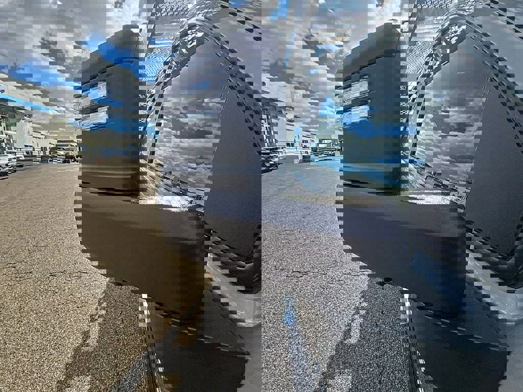 Used 2024 Chevrolet Silverado 2500 LT w/ Convenience Package image 69