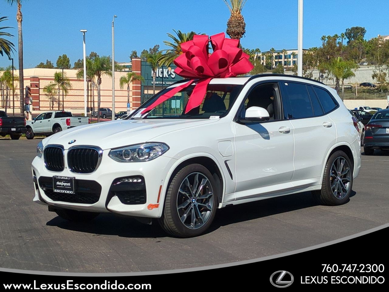 Used 2020 BMW X3 xDrive30e w/ M Sport Package 2 image 1