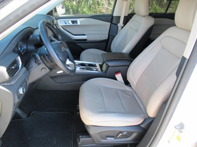 Used 2020 Ford Explorer Limited image 17