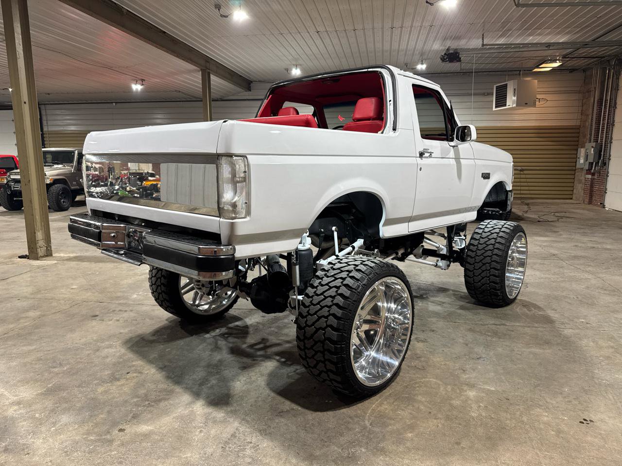 Used 1994 Ford Bronco XLT image 10