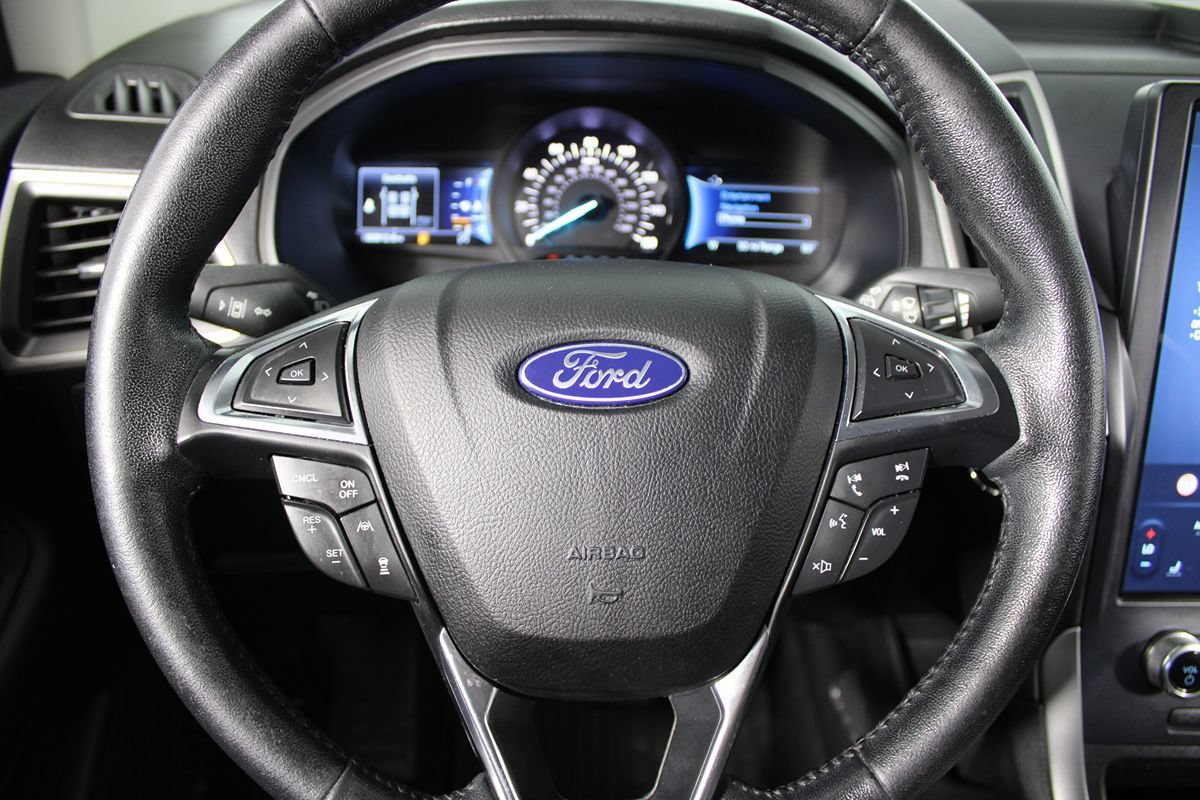 Used 2022 Ford Edge SEL AWD/4WD image 15