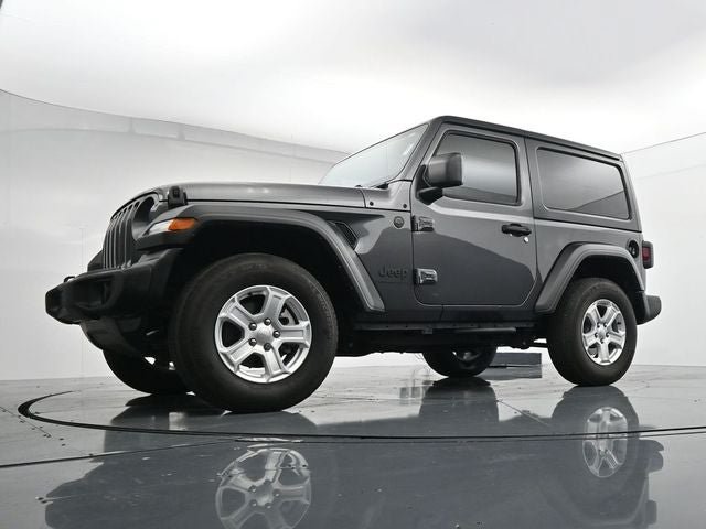 Used 2023 Jeep Wrangler Sport AWD/4WD image 36