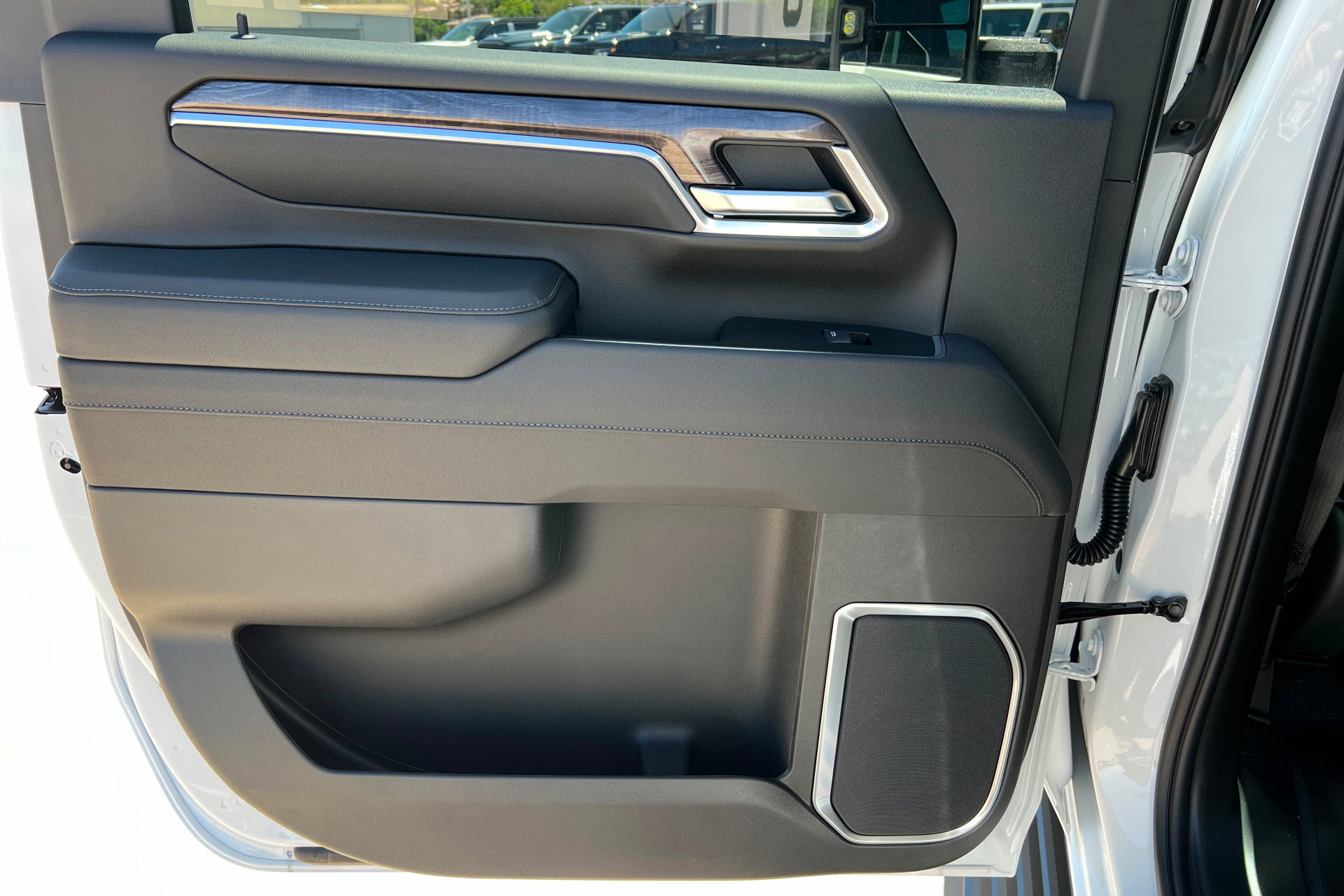 New 2026 Chevrolet Silverado 2500 LTZ w/ LTZ Plus Package AWD/4WD image 19