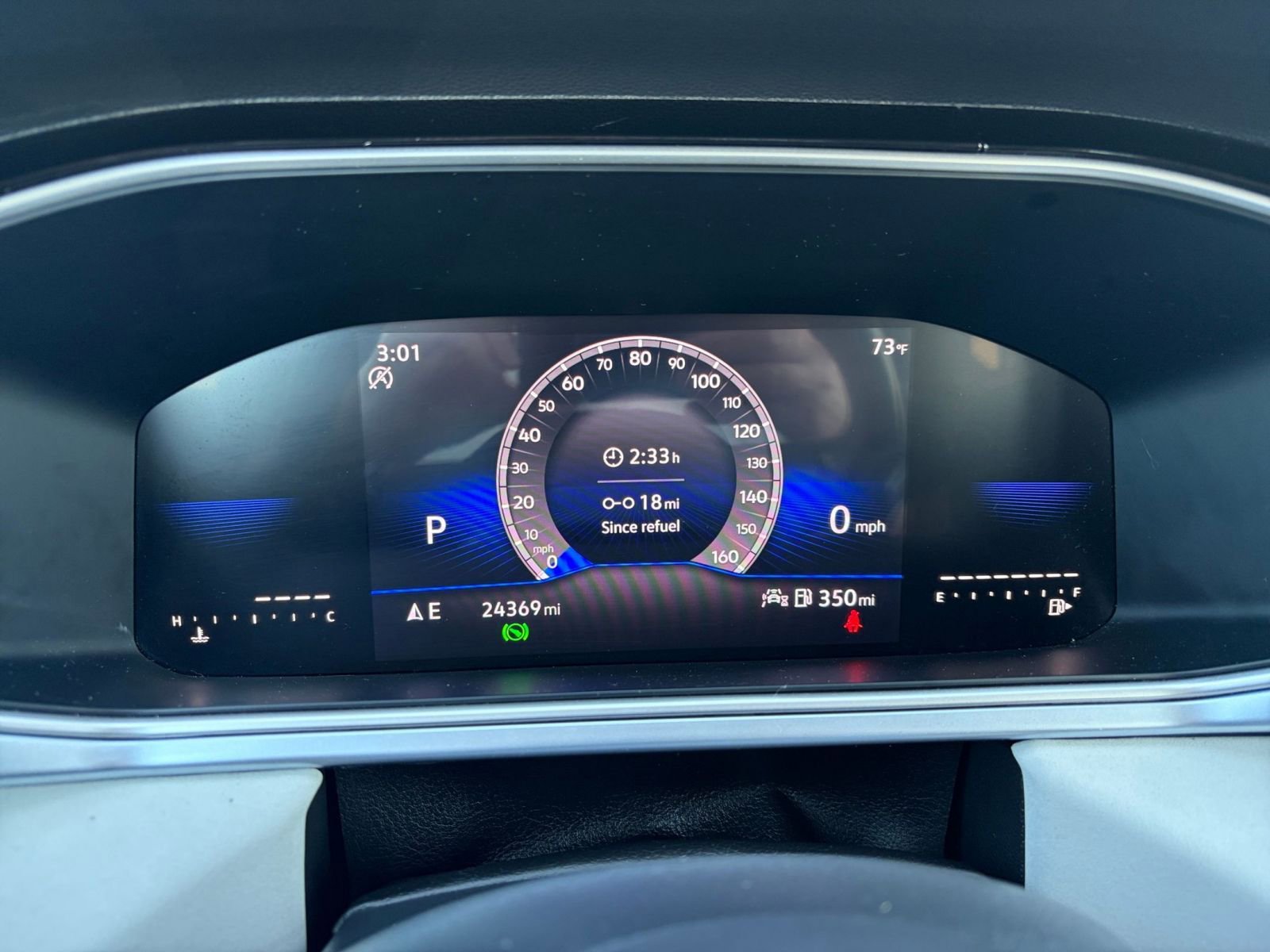 Used 2025 Volkswagen Taos SE image 41