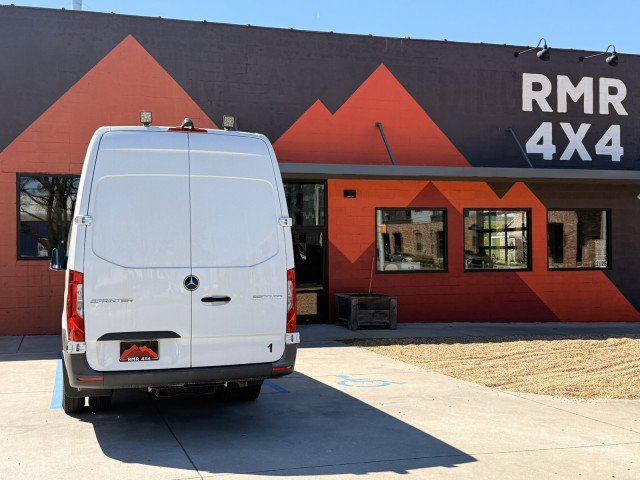 Used 2022 Mercedes-Benz Sprinter 3500 image 6