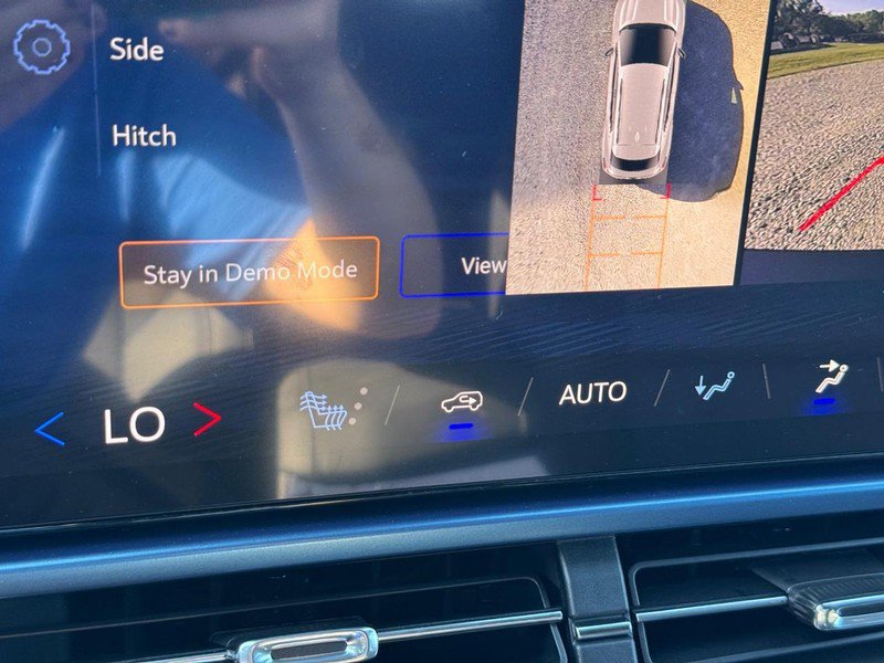 New 2026 Chevrolet Equinox EV LT FWD image 15