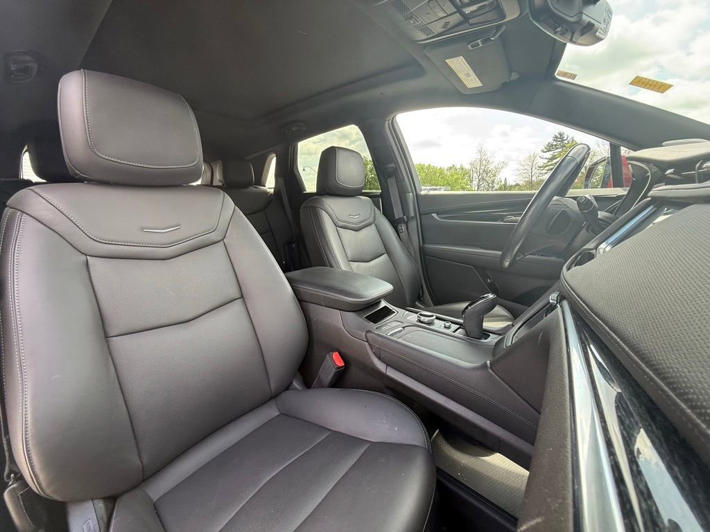 Certified 2023 Cadillac XT5 Premium Luxury w/ Technology Package image 32