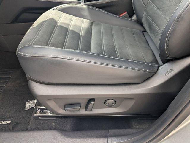 Used 2024 Mitsubishi Outlander SE image 20