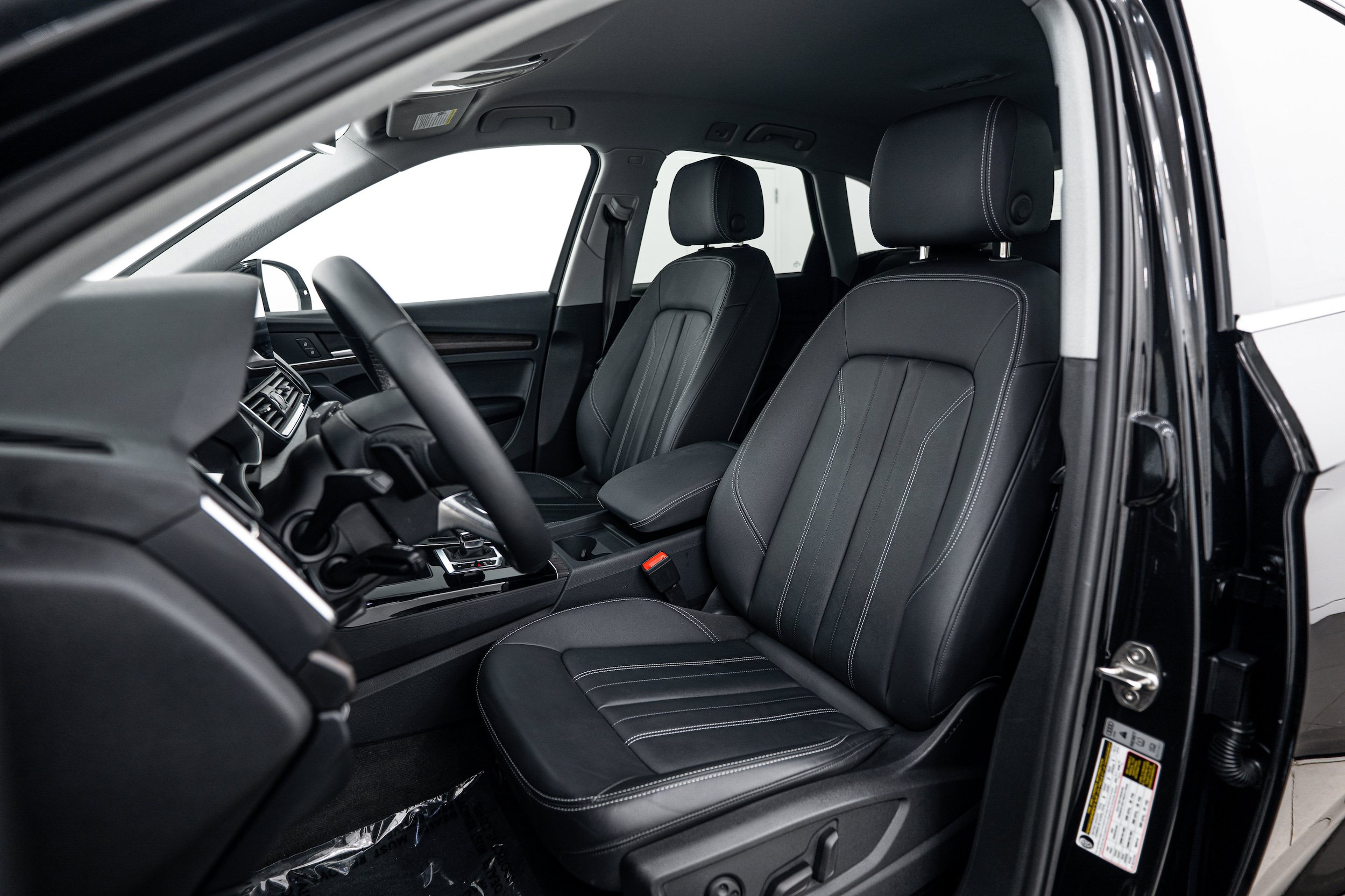 Certified 2023 Audi Q5 2.0T Premium w/ Convenience Package AWD/4WD image 16
