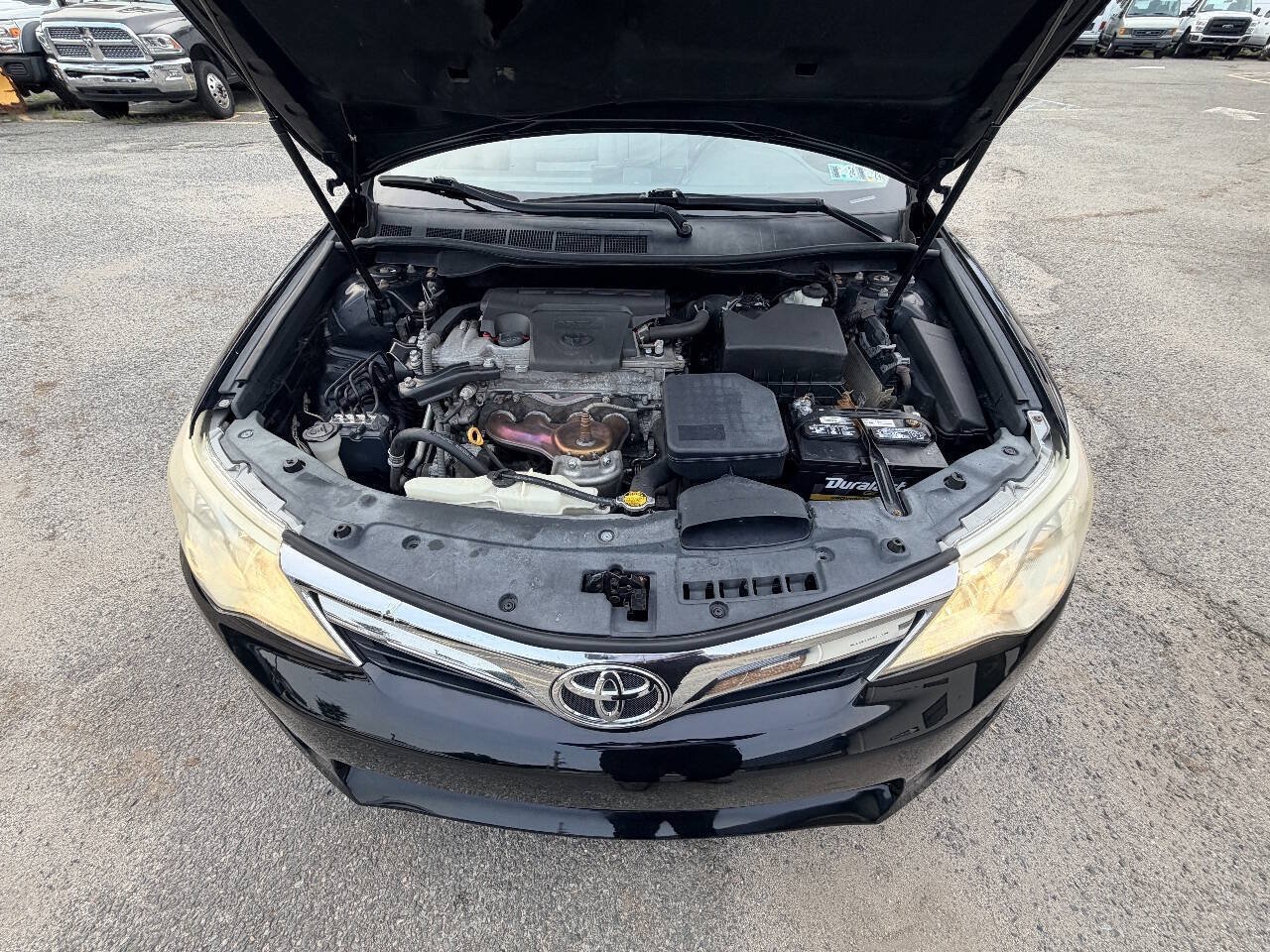 Used 2012 Toyota Camry LE FWD image 10
