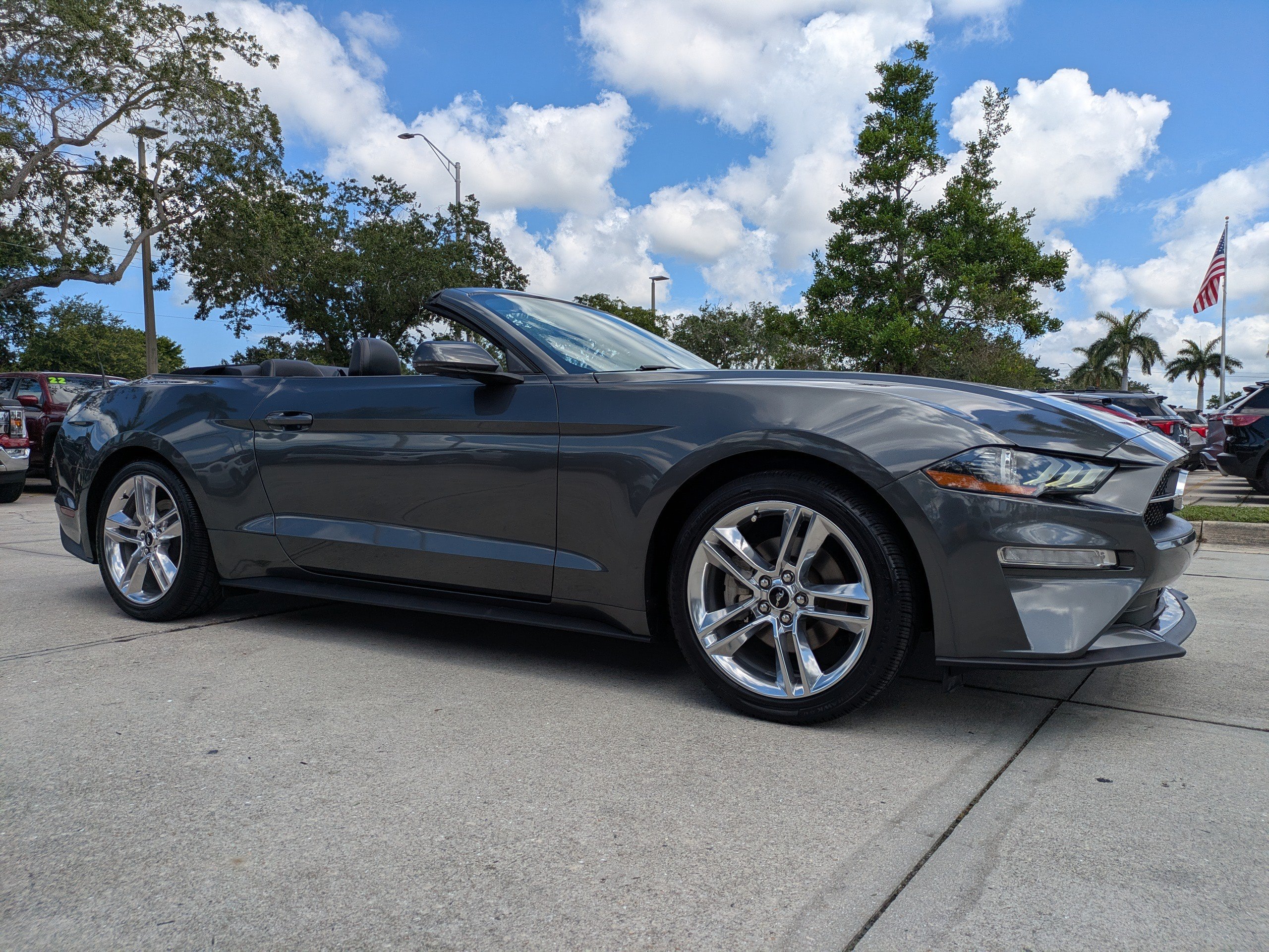 Used 2020 Ford Mustang Premium w/ Equipment Group 201A RWD image 2