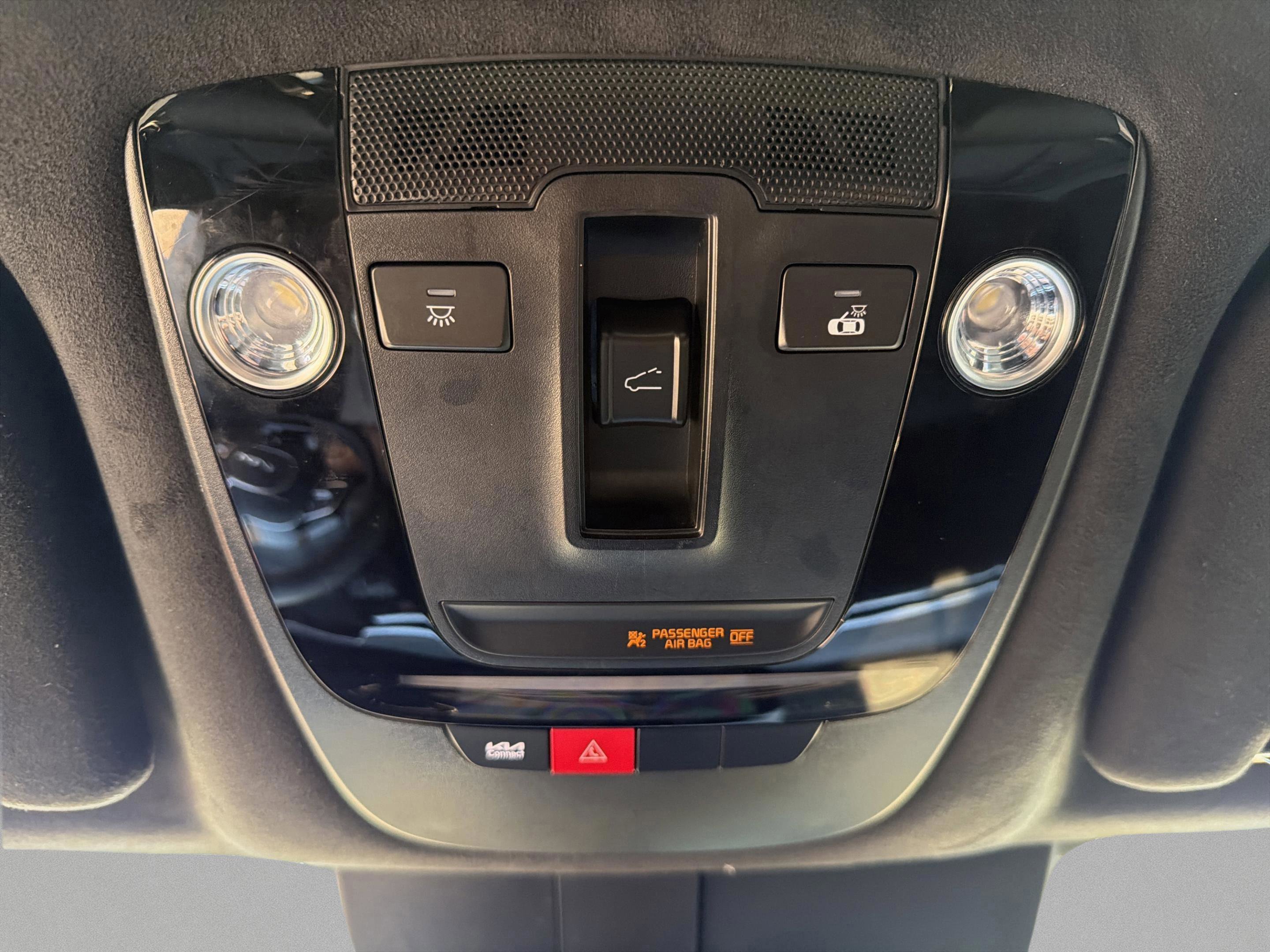 Certified 2025 Kia Sorento SX Prestige image 24