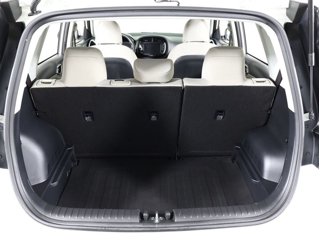 Certified 2023 Kia Soul LX w/ LX Technology Package FWD image 18