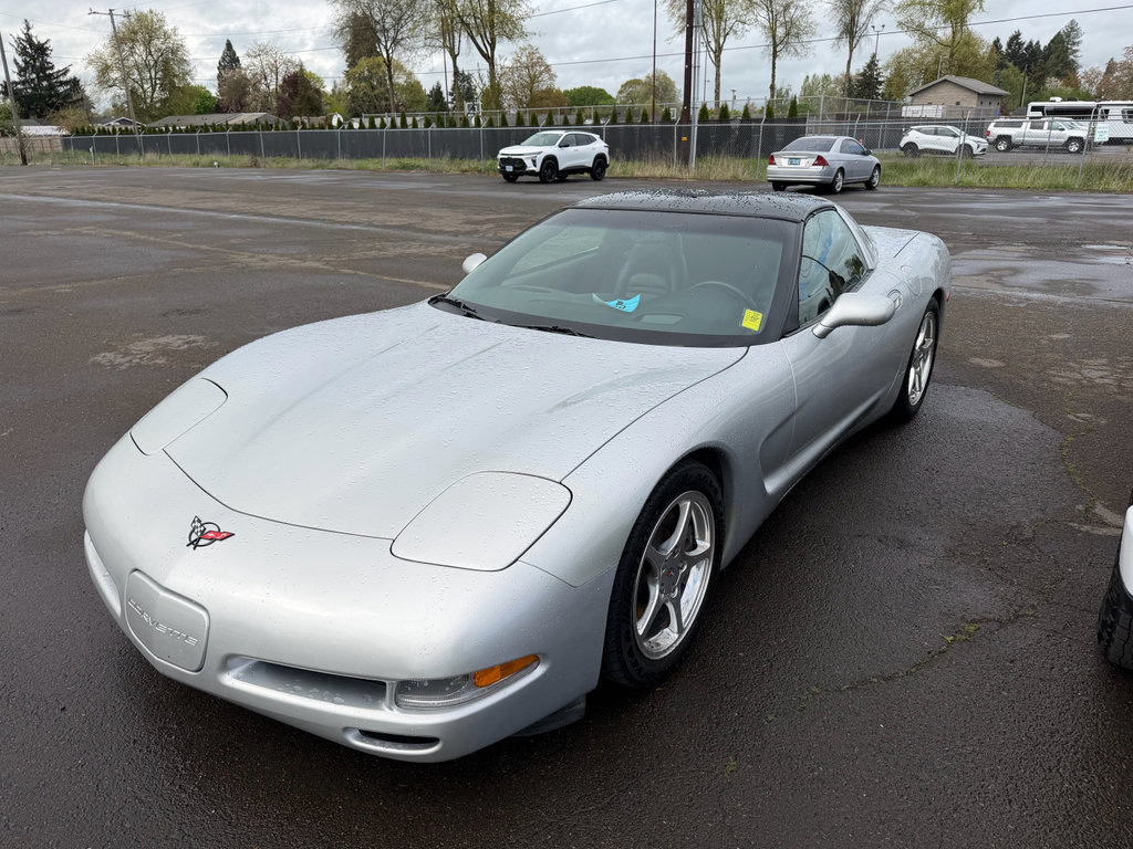 Used 2001 Chevrolet Corvette Coupe w/ Preferred Equipment Group2 image 4