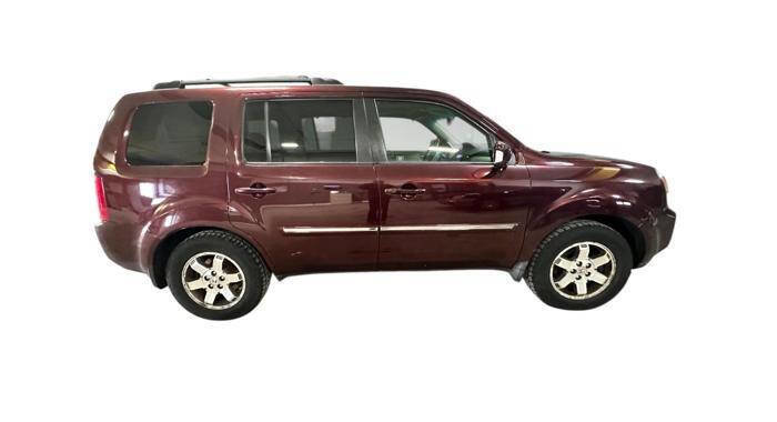 Used 2010 Honda Pilot Touring image 7