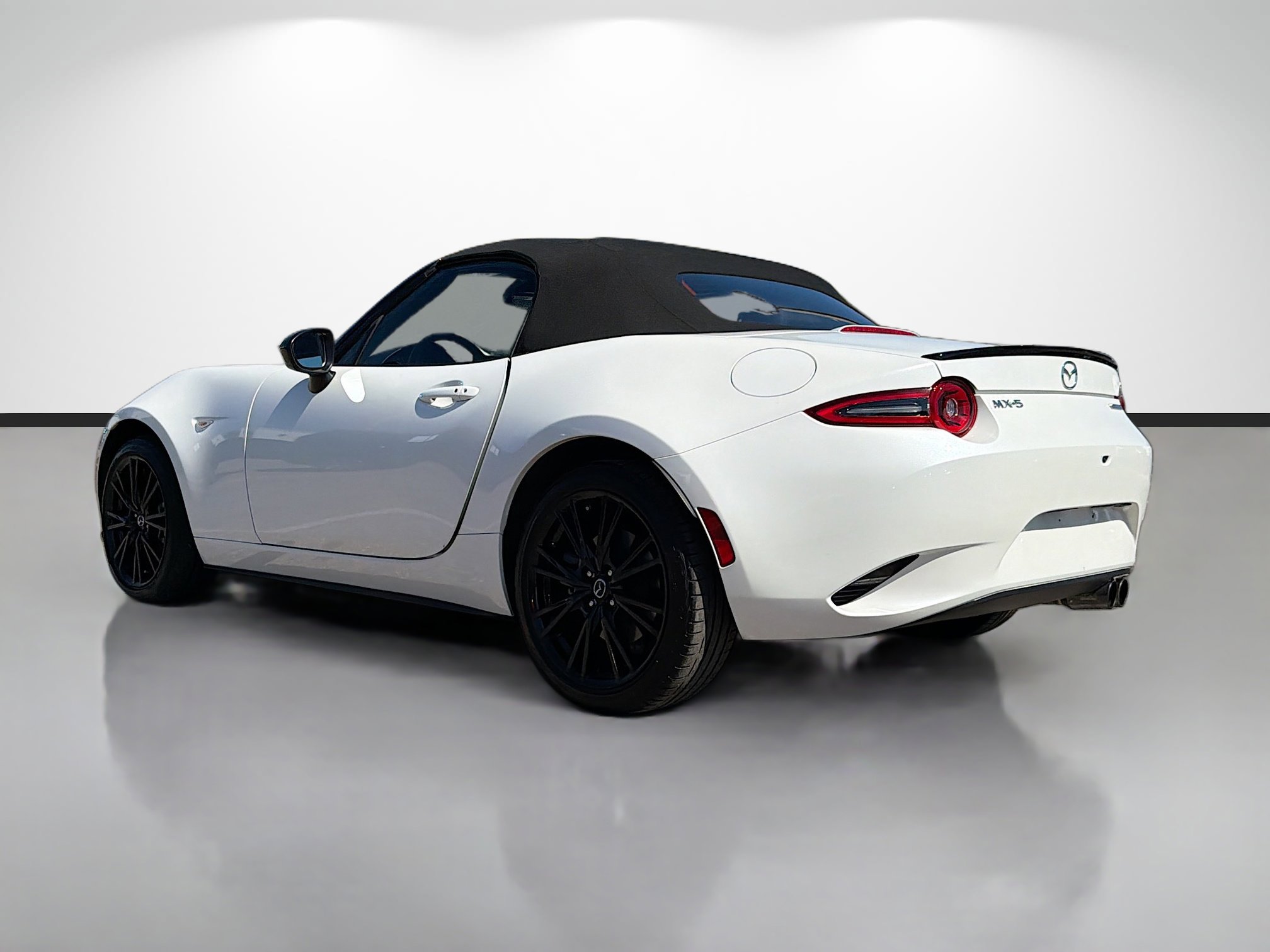 Used 2024 MAZDA MX-5 Miata Club image 5