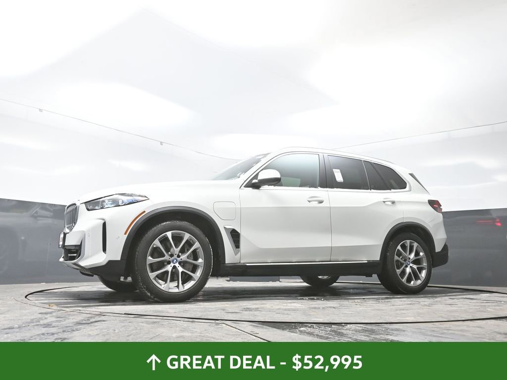 Used 2025 BMW X5 xDrive50e image 50