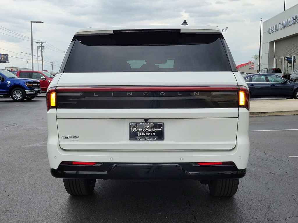 New 2026 Lincoln Navigator L Black Label AWD/4WD image 5