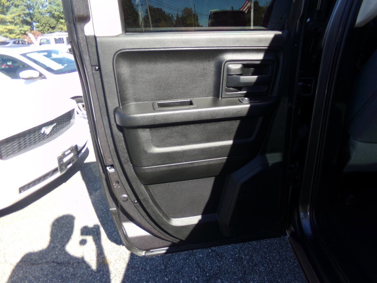 Used 2019 RAM 1500 Express w/ Express Value Package image 37