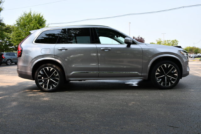 New 2026 Volvo XC90 B6 Plus w/ Protection Package Premier AWD/4WD image 8