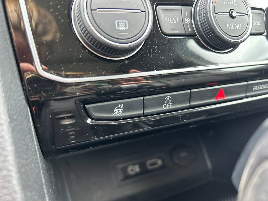 Used 2019 Volkswagen Atlas SEL FWD image 23