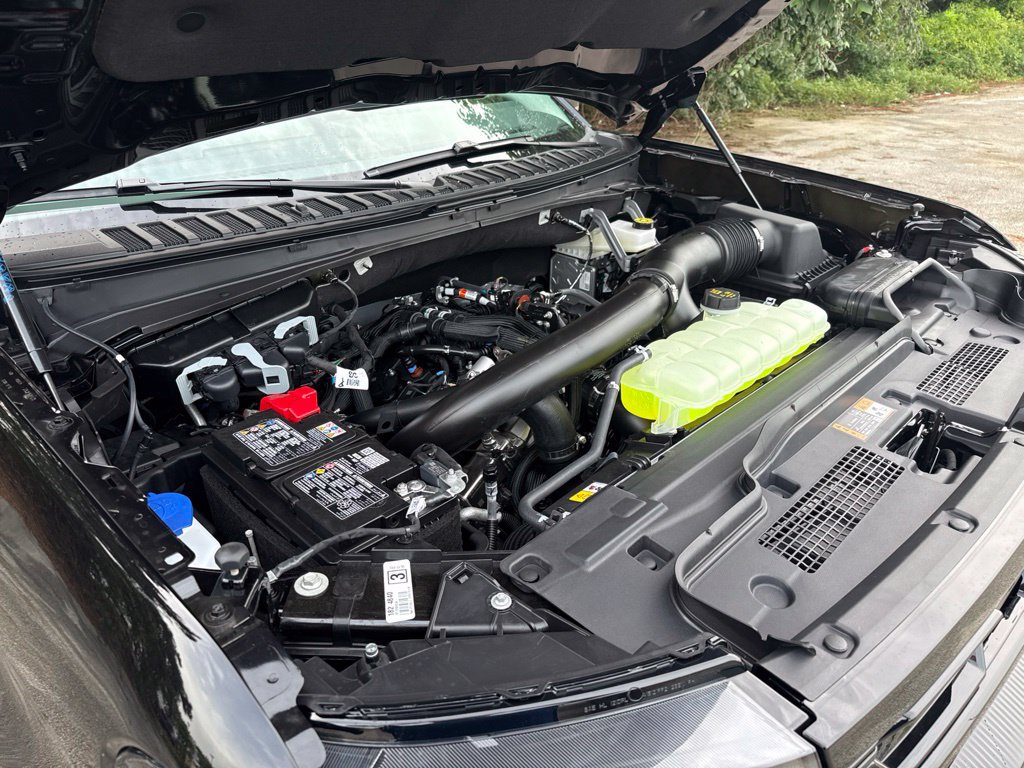 New 2027 Ford Expedition Max Platinum RWD image 6