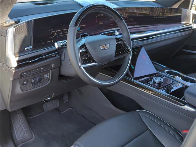 Used 2025 Cadillac Escalade Premium Luxury w/ LPO, Radiant Package image 10
