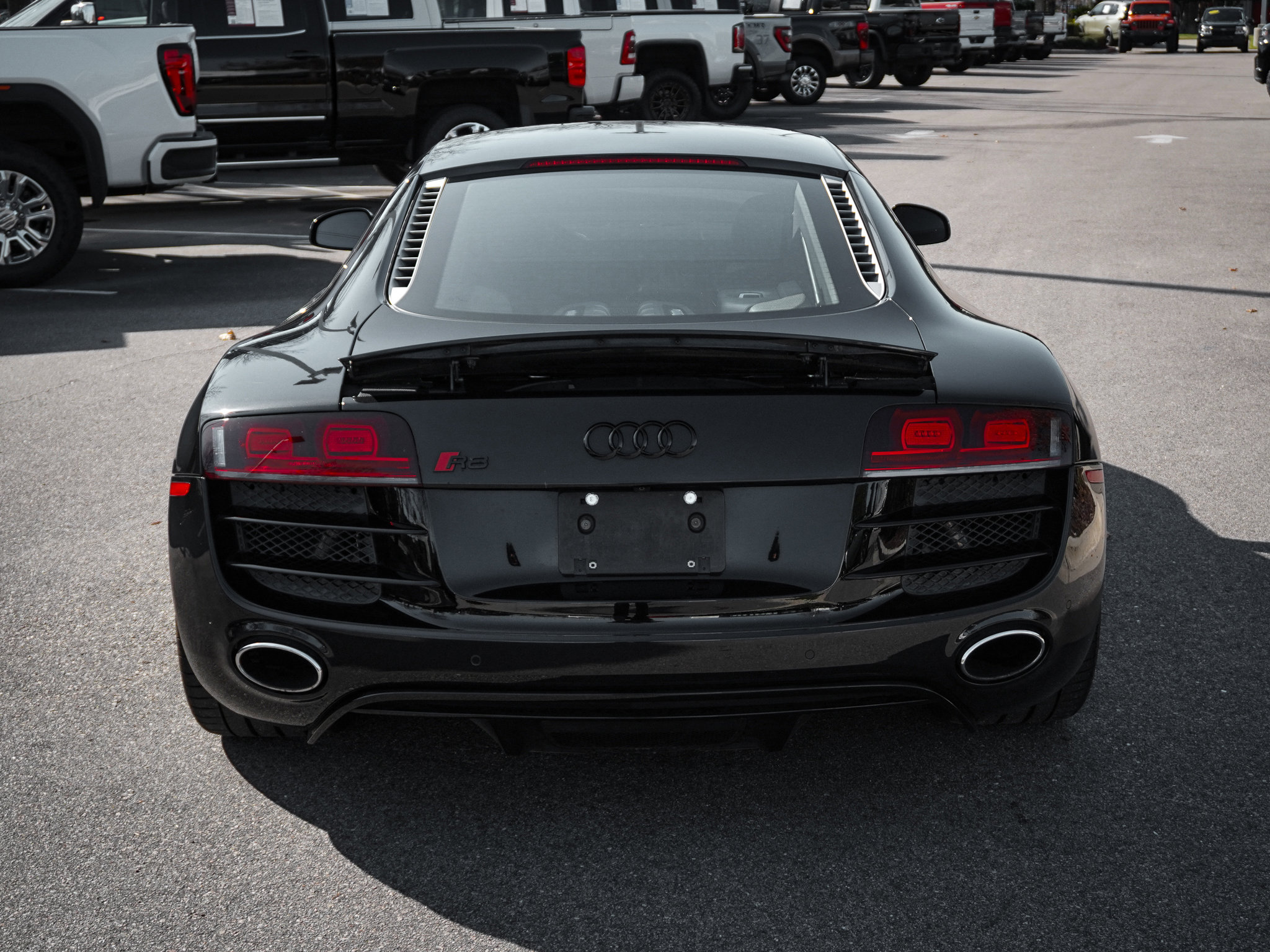 Used 2010 Audi R8 V10 image 9