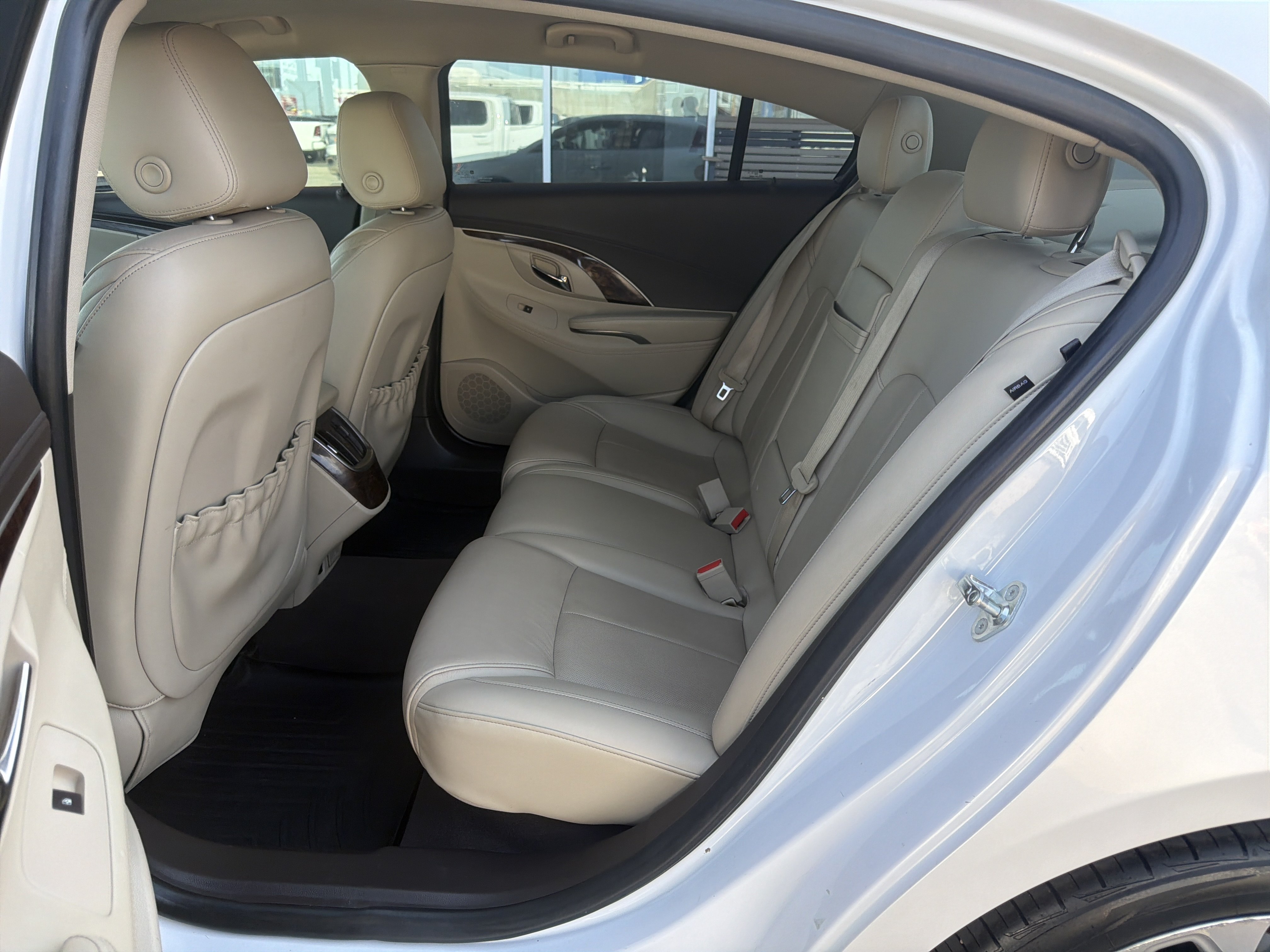 Used 2015 Buick LaCrosse Premium w/ Driver Confidence Package #1 FWD image 9
