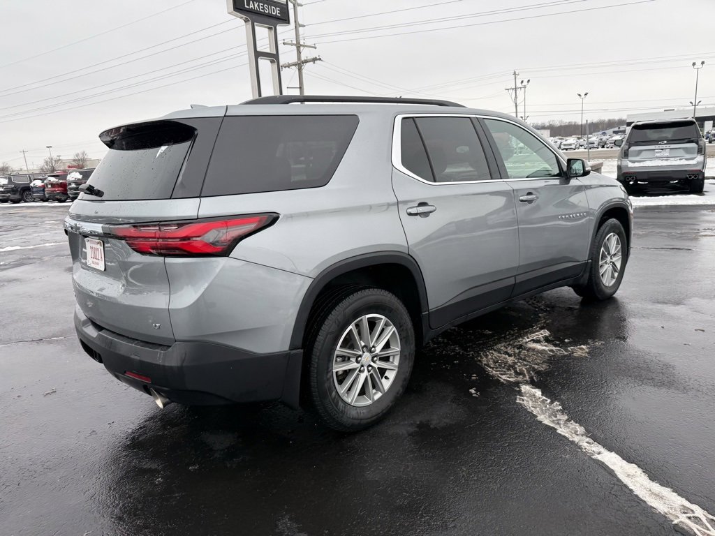 Used 2023 Chevrolet Traverse LT image 4