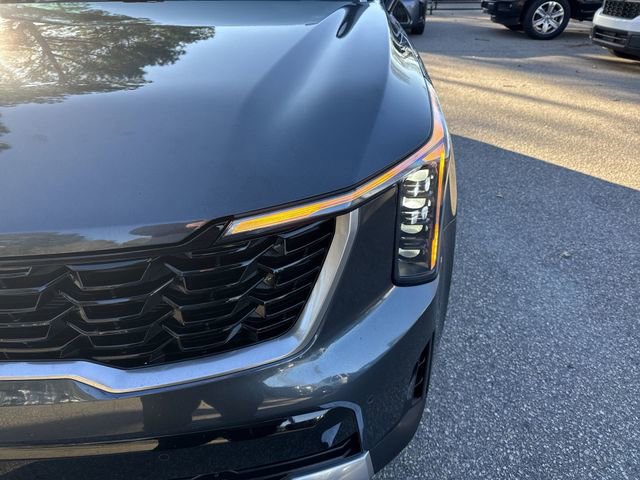 Used 2024 Kia Sorento S image 11