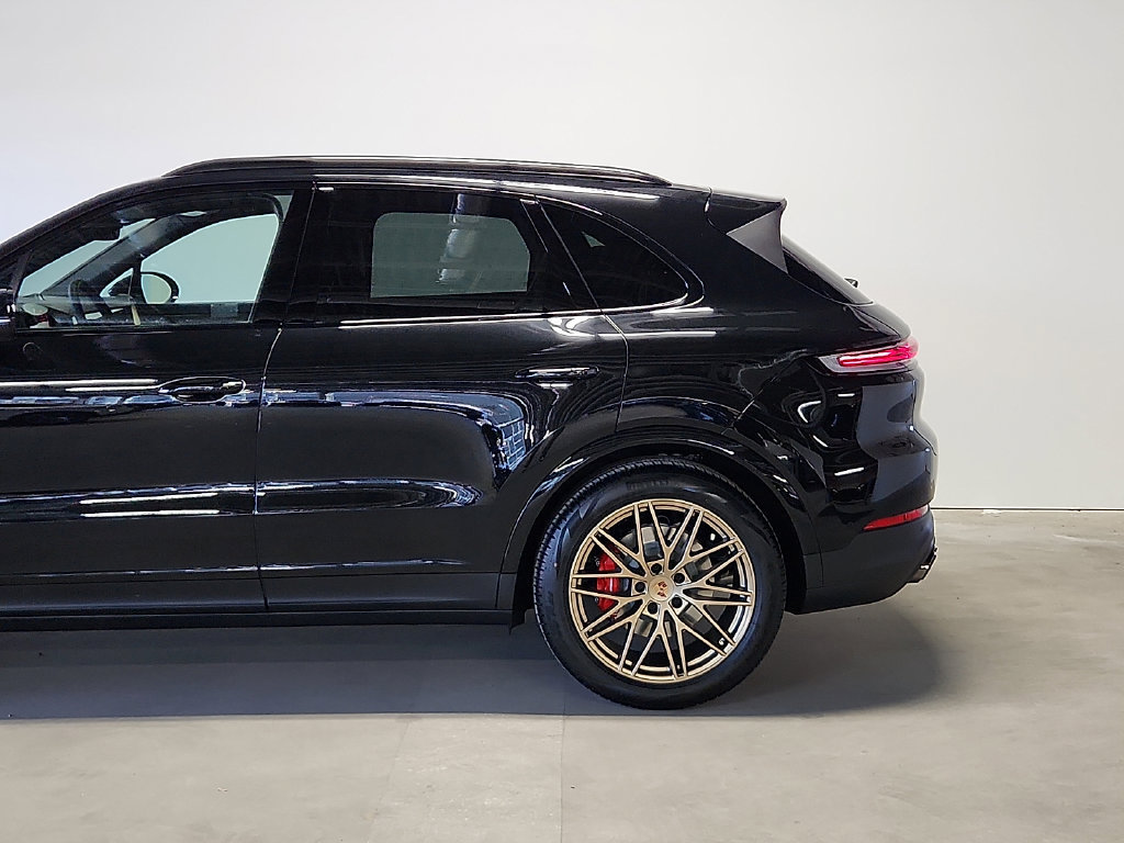 New 2027 Porsche Cayenne S AWD/4WD image 7
