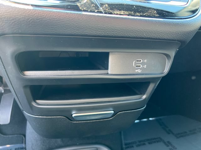 New 2027 Chrysler Pacifica Select w/ Family Tech Group FWD image 21