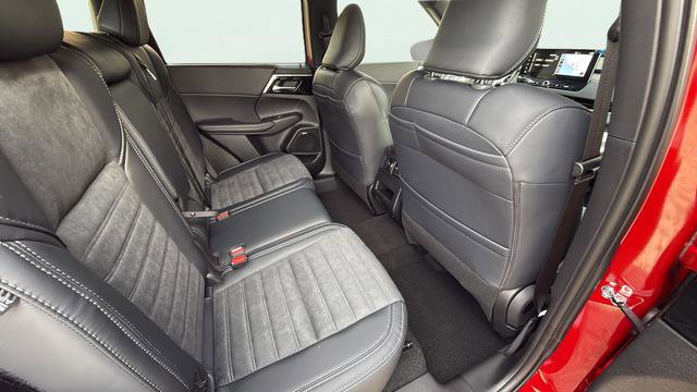 New 2026 Mitsubishi Outlander Ralliart image 24