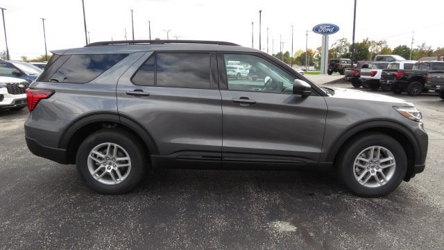 New 2026 Ford Explorer Active AWD/4WD image 9