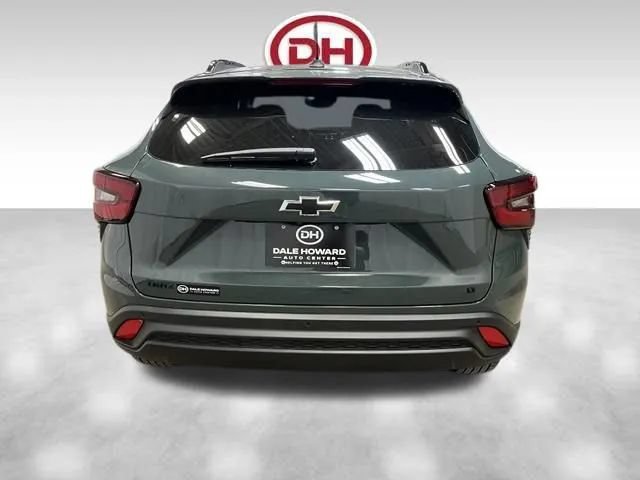 New 2026 Chevrolet Trax LT w/ Driver Confidence Package FWD image 10